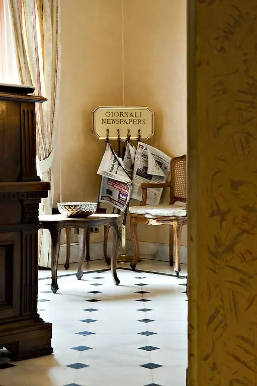 **  Hotel Arco Di Travertino Roma Itália