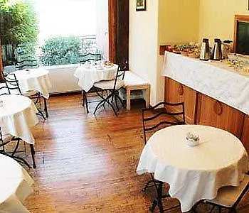 **  Hotel Arco Di Travertino Roma Itália